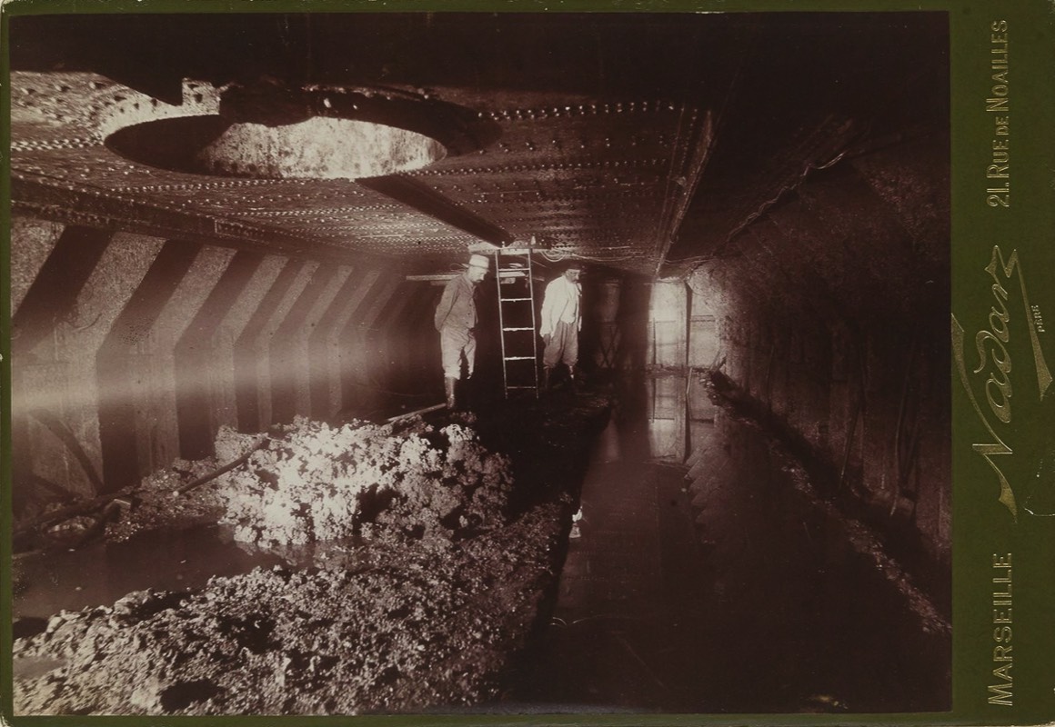 Inside a pneumatic caisson in Marseille. Nadar,  1899.